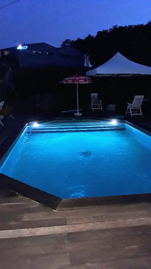Prehistogite Saint-Genies Exteriör bild